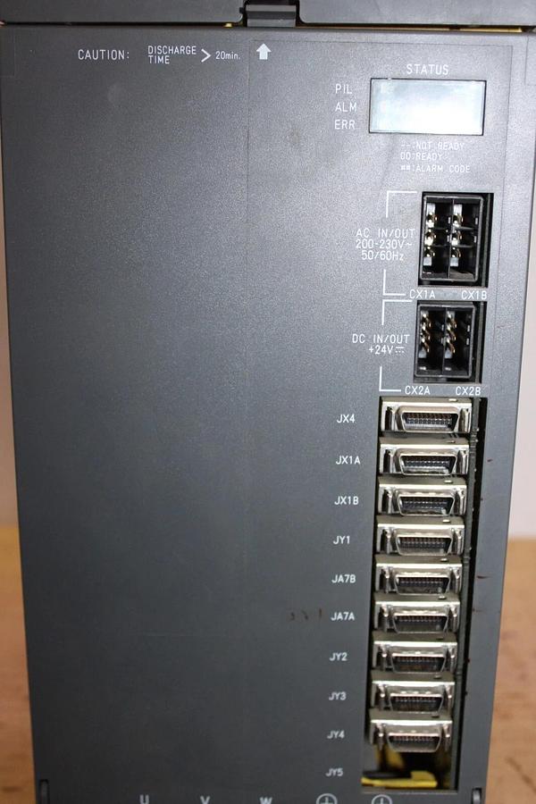 Used FANUC SPINDLE AMPLIFIER MODULE A06B-6102-H215 230 VAC 17.5 kW 63 AMP 325 VDC