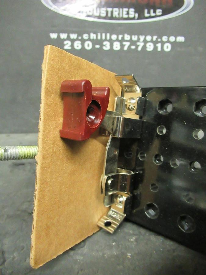 Used THE STATES CO MULTI-AMP CORP 1 POLE TEST SWITCH WITH ENCL 30A 600V C2-401-K-B GE