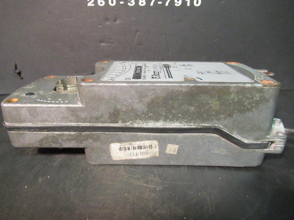 Used BRAY CONTROLS SPRING RETURN DAMPER ACTUATOR DS24-180 24 VOLT 24.6 VA *WARRANTY*