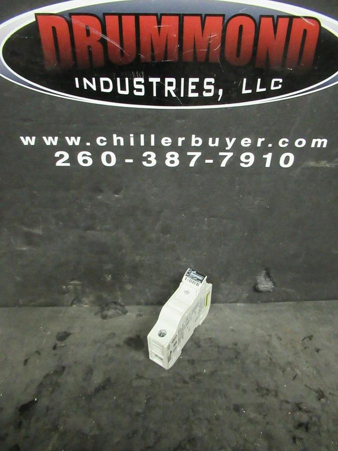 Used COOPER BUSSMANN CC FUSE 30 A 600 V CHCC FUSE HOLDER DIN RAIL MOUNTED SINGLE POLE
