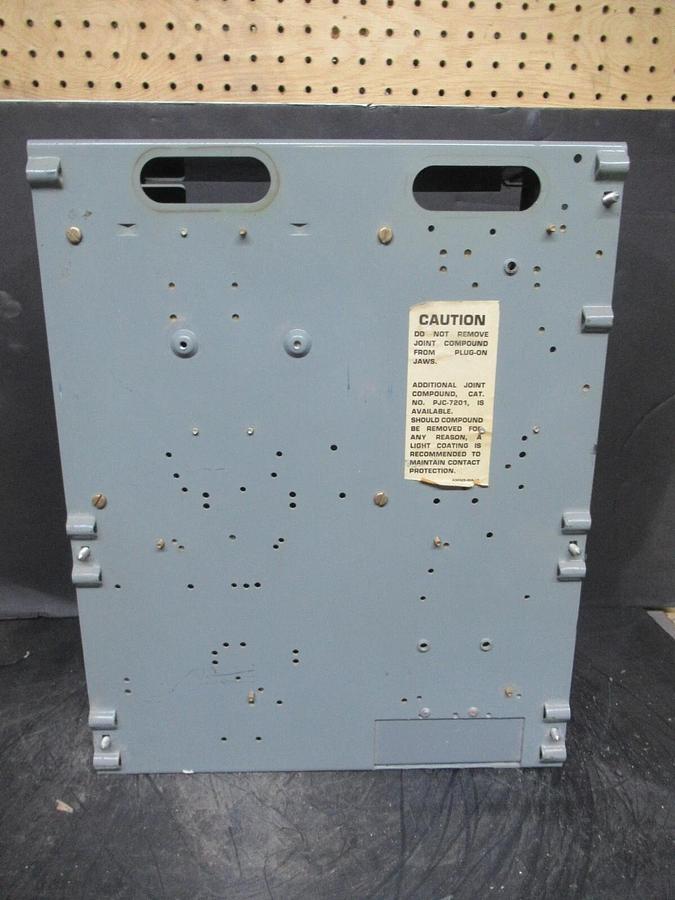 Used SQUARE D MCC MOTOR CONTROL DUAL FEEDER 17" MODEL 4 NO FUSES WITH DISCONNECTS