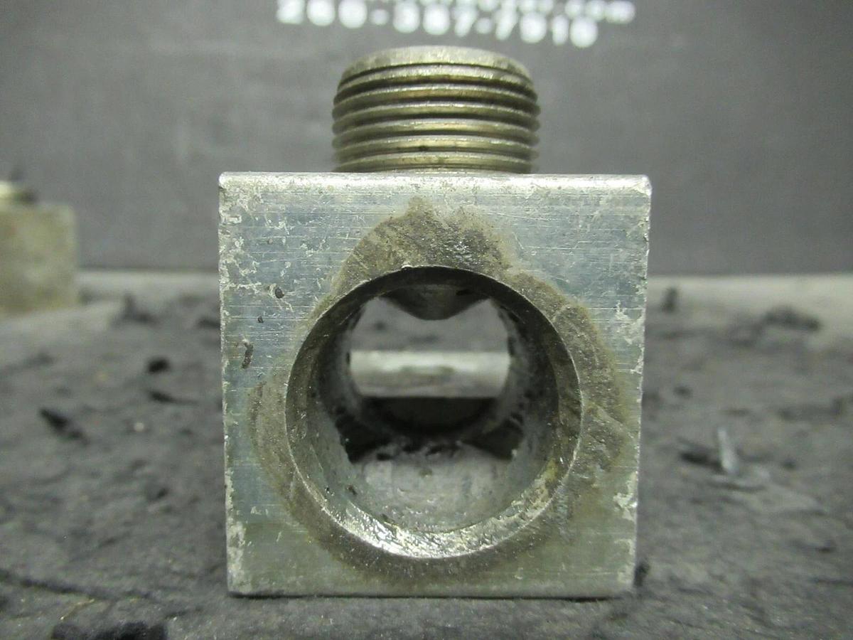 Used (3) QTY CMC LA-600 1 (SINGLE) BARREL MECHANICAL CONNECTOR LUG TAP 600 KCMIL - 2