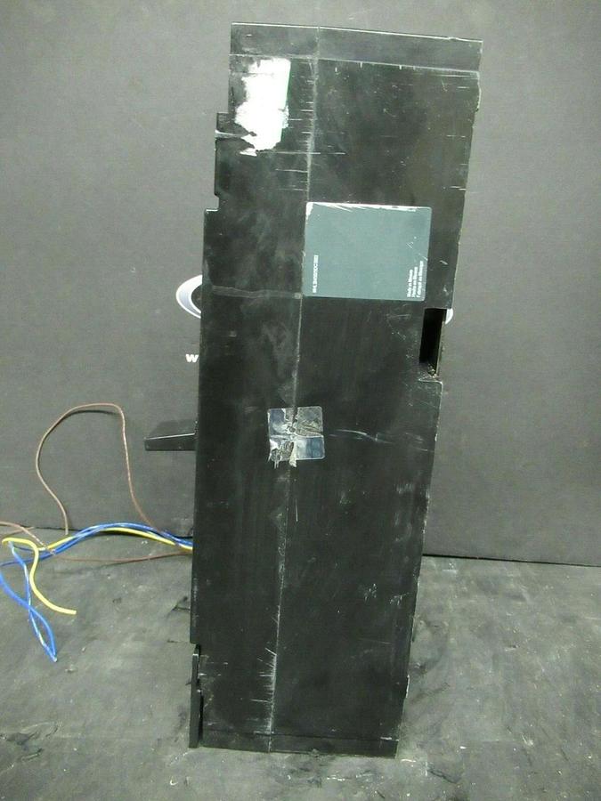 Used 450 AMP SQUARE D BREAKER 519568P15 600 VDC 3 POLE W/ AUXILIARY SWITCH & UVR