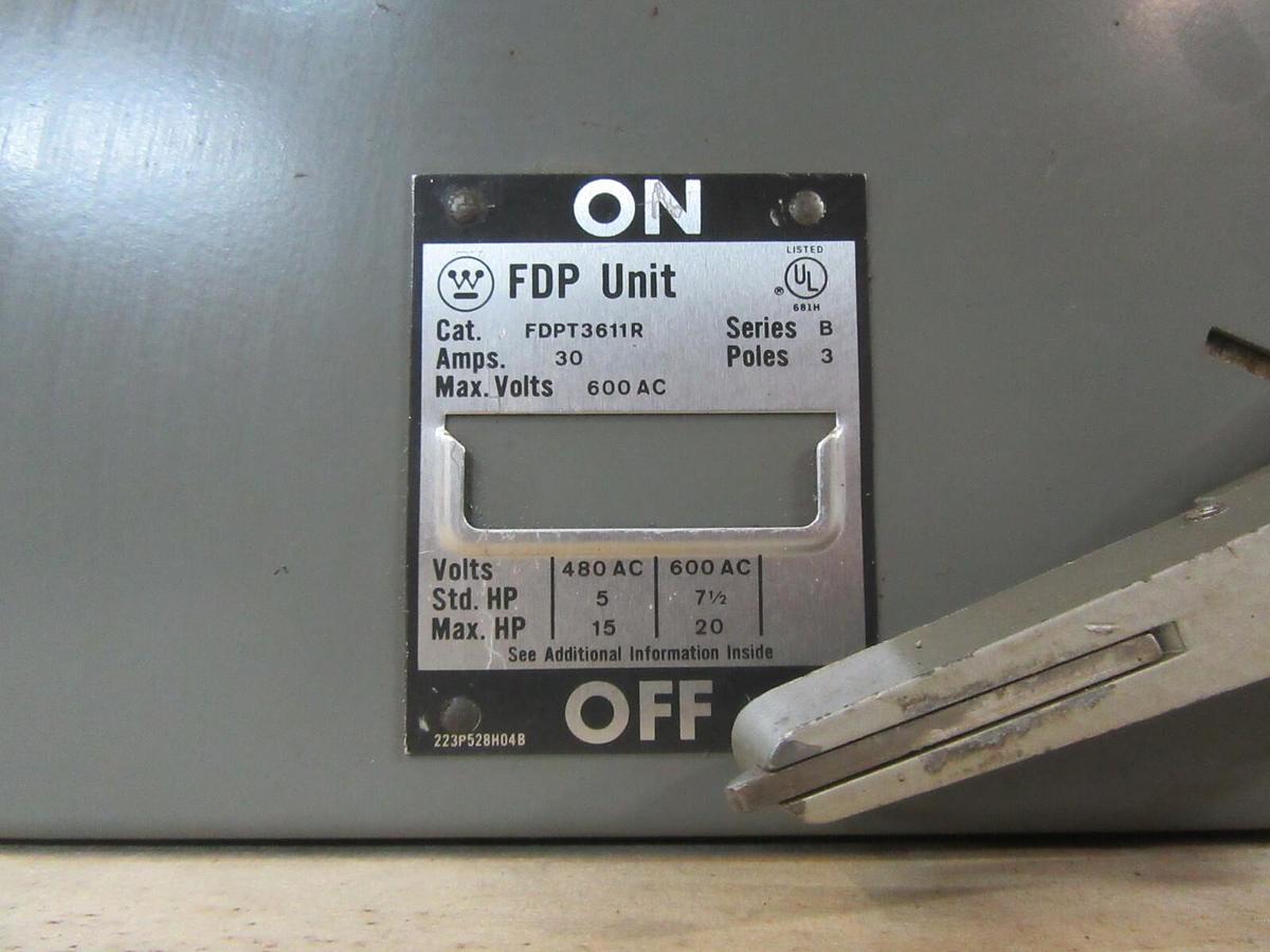 Used WETINGHOUSE FUSE PANELBOARD SWITCH  FDPT3611R 30 AMP 600 VAC 20 HP 3-POLE