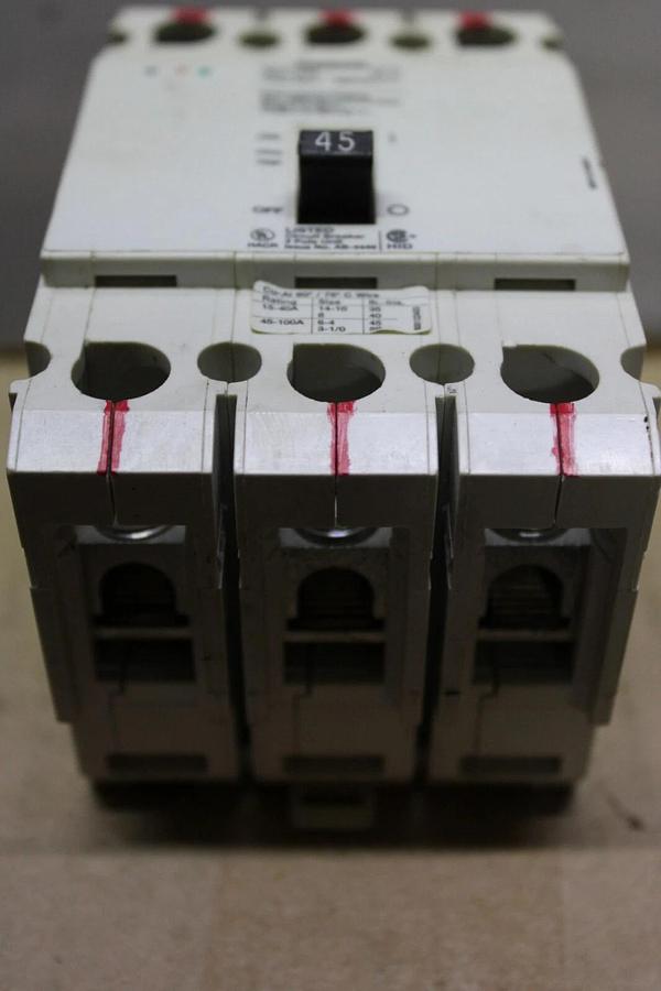 Used SIEMENS 3-POLE BREAKER CQD345 45 AMP 480Y/277 VOLT *30 DAY WARRANTY INCLUDED*
