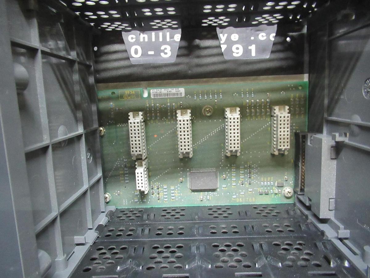 Used ALLEN BRADLEY SLC-500 1746-A4 4 SLOT RACK W/ 1746-P2 POWER SUPPLY **WARRANTY**