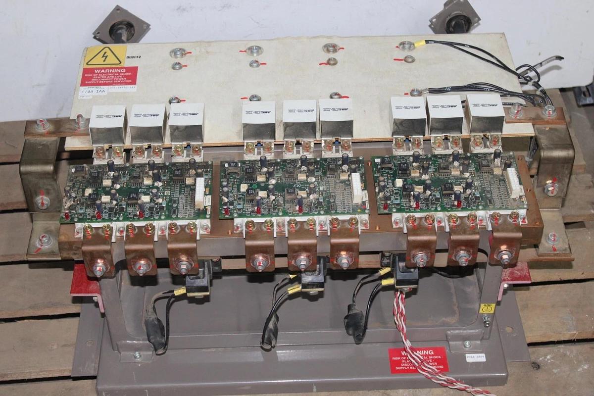 Used YORK LIQUID CHILLER IGBT DRIVE VSD 371-04192-101 **WARRANTY INCLUDED**