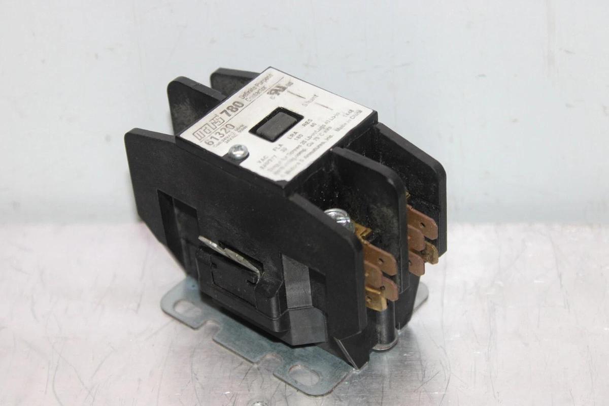 Used MARS 780 CONTACTOR 61320 30 AMP 240/277 VAC 3-POLE 3-PHASE COIL: 24 VOLT
