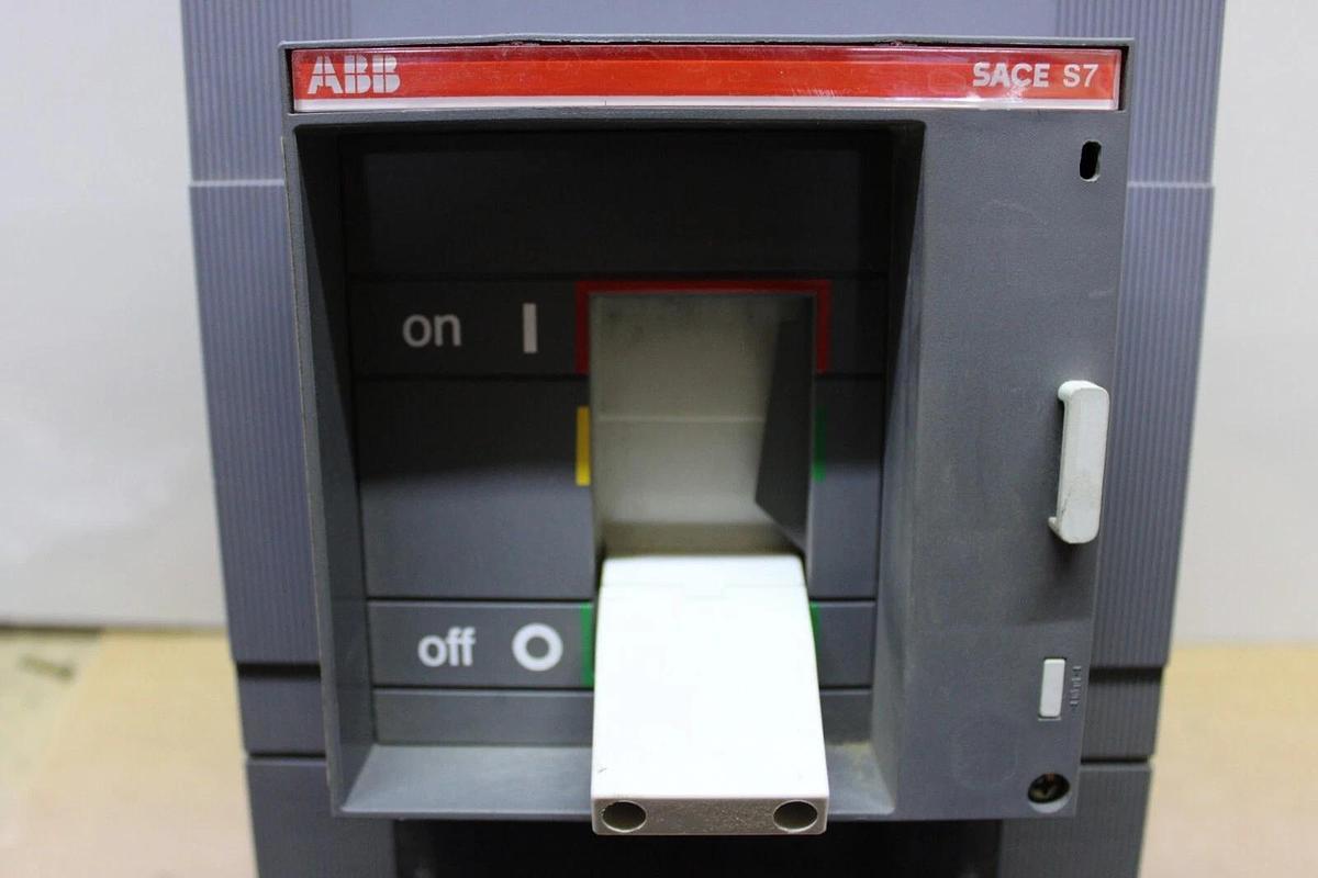 Used ABB MOLDED CASE SWITCH SACE S7H-D 1200 AMP 600 VOLT 3-POLE SACE S7