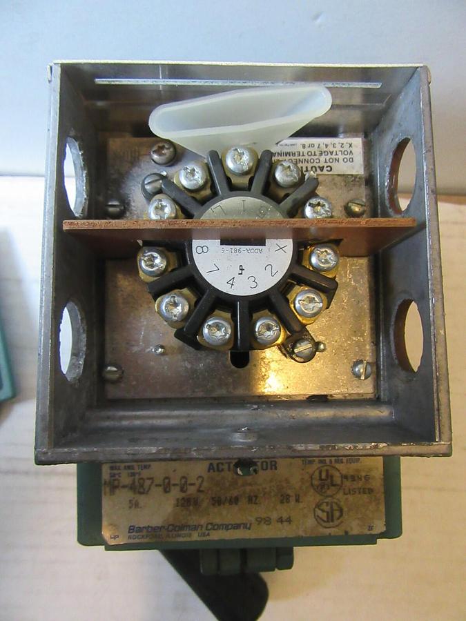 Used BARBER COLEMAN  MODULAR ACTUATOR MP-487-0-0-2 120 VAC 28 WATTS 0.5 AMPS