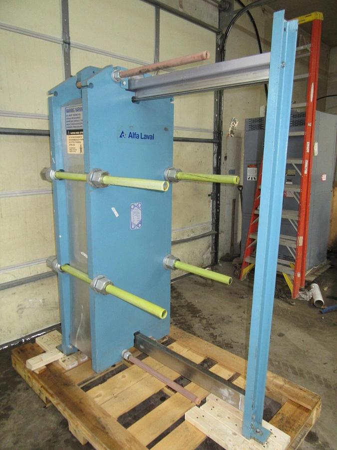 Used 687 SQ FT ALFA LAVAL PLATE AND FRAME HEAT EXCHANGER M15-BFG 105 PLATES MFG 1996