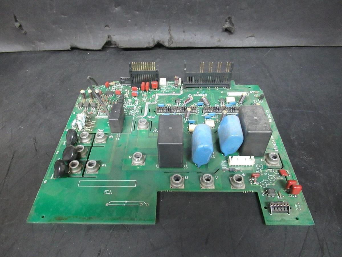 Used HITACHI CHILLER INVERTER MOTHERBOARD 2B020476-2 / J300UB2150H-K **WARRANTY**