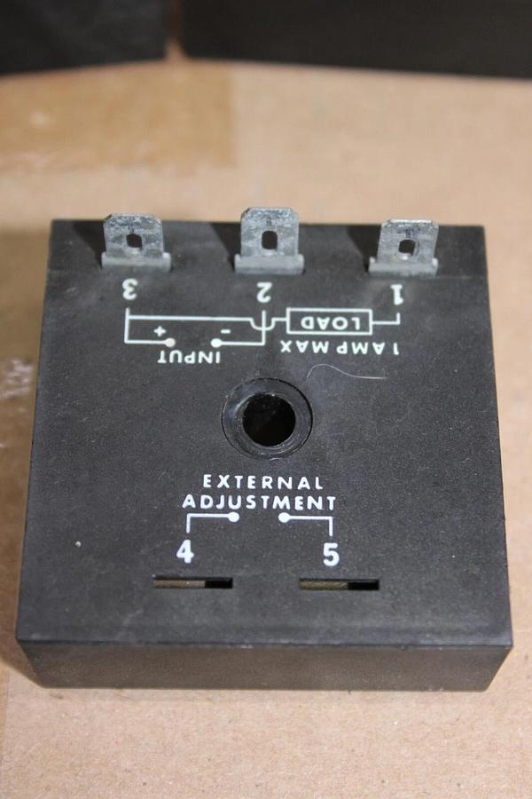 Used LOT OF 3 SSAC SOLID STATE TIMER TS441600 X13270272-05 600 SECOND DELAY 120V 1A