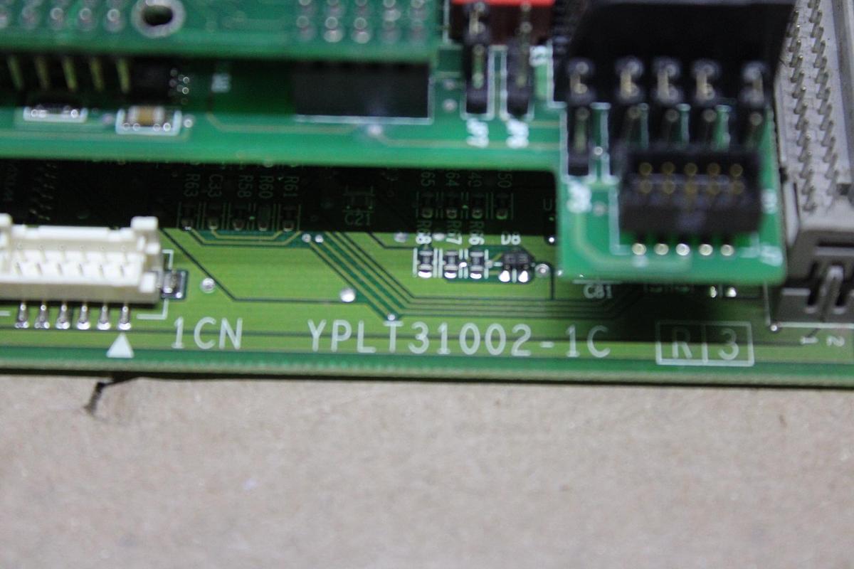 Used CARRIER CONTROL CIRCUIT BOARD CEPL130415-02 PD4-EXV 32GB-500-422-EE