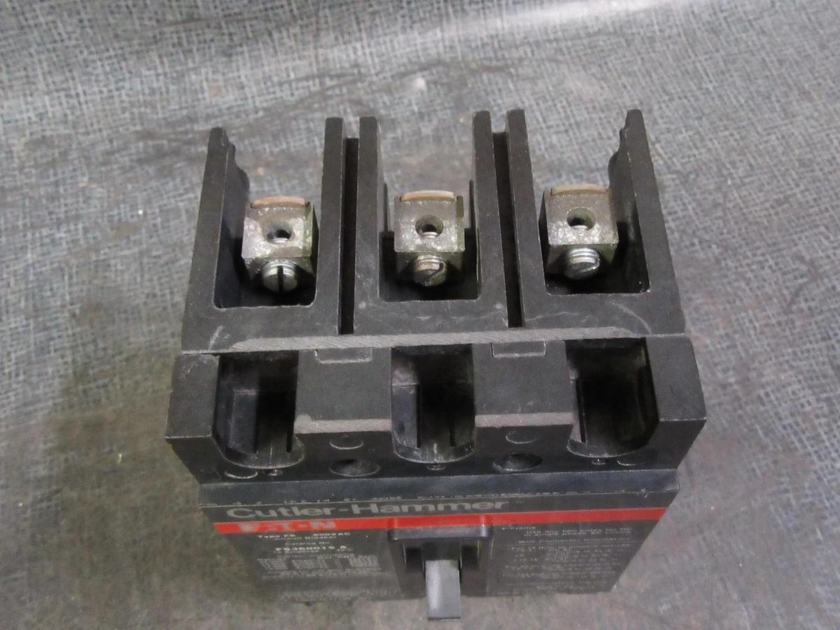 Used CUTLER HAMMER CIRCUIT BREAKER 15 AMP FS360015A 600V 3 POLE FS FRAME