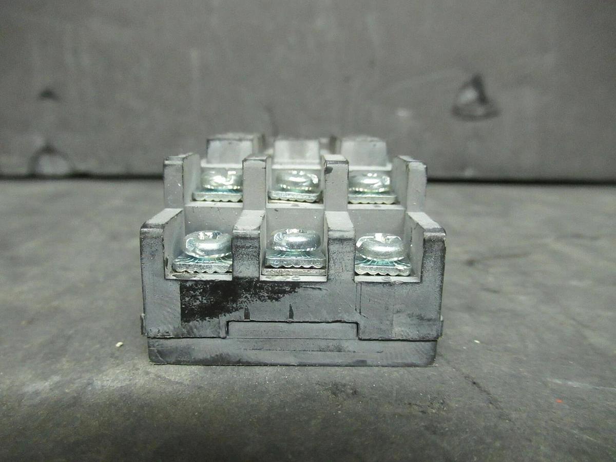 NEW OPEN BOX SQUARE D 8501NR82 SER. C RELAY SOCKET **WARRANTY INCLUDED**