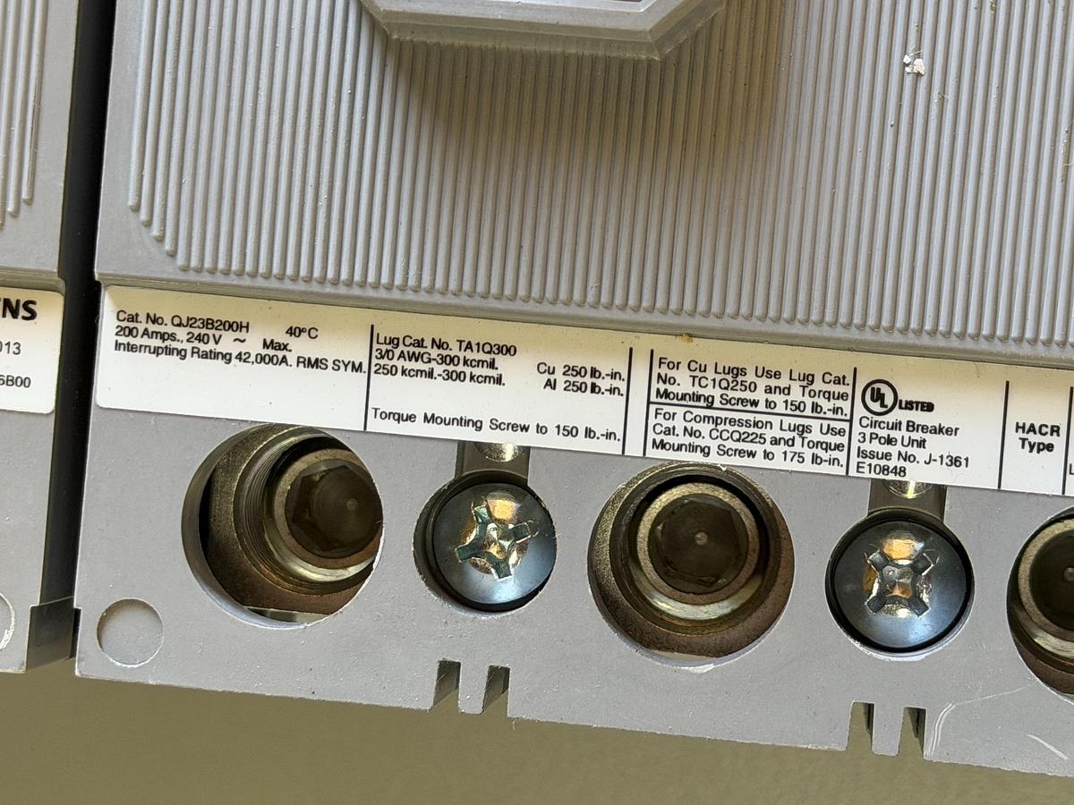NEW GENERAC automatic transfer switch TTS ILC-200 120/240 VOLT 200 AMP NEMA 3R SERVICE RATED