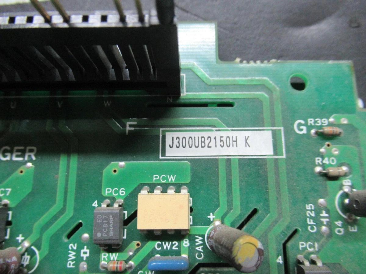 Used HITACHI CHILLER INVERTER MOTHERBOARD 2B020476-2 / J300UB2150H-K **WARRANTY**