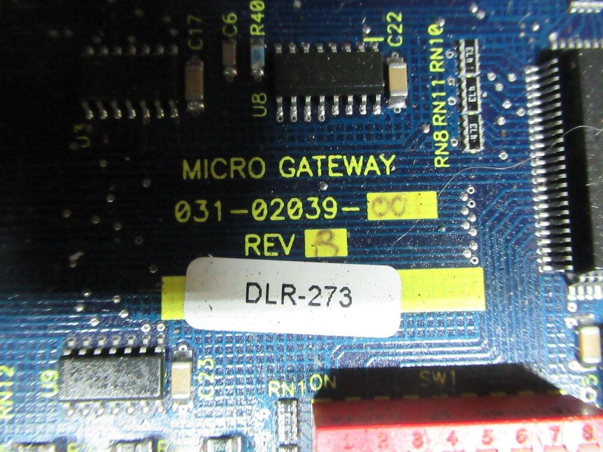 Used YORK INTEGRATED SYSTEMS NETWORK II MICROGATEWAY 371-02592-101 110 VOLT 20 VA