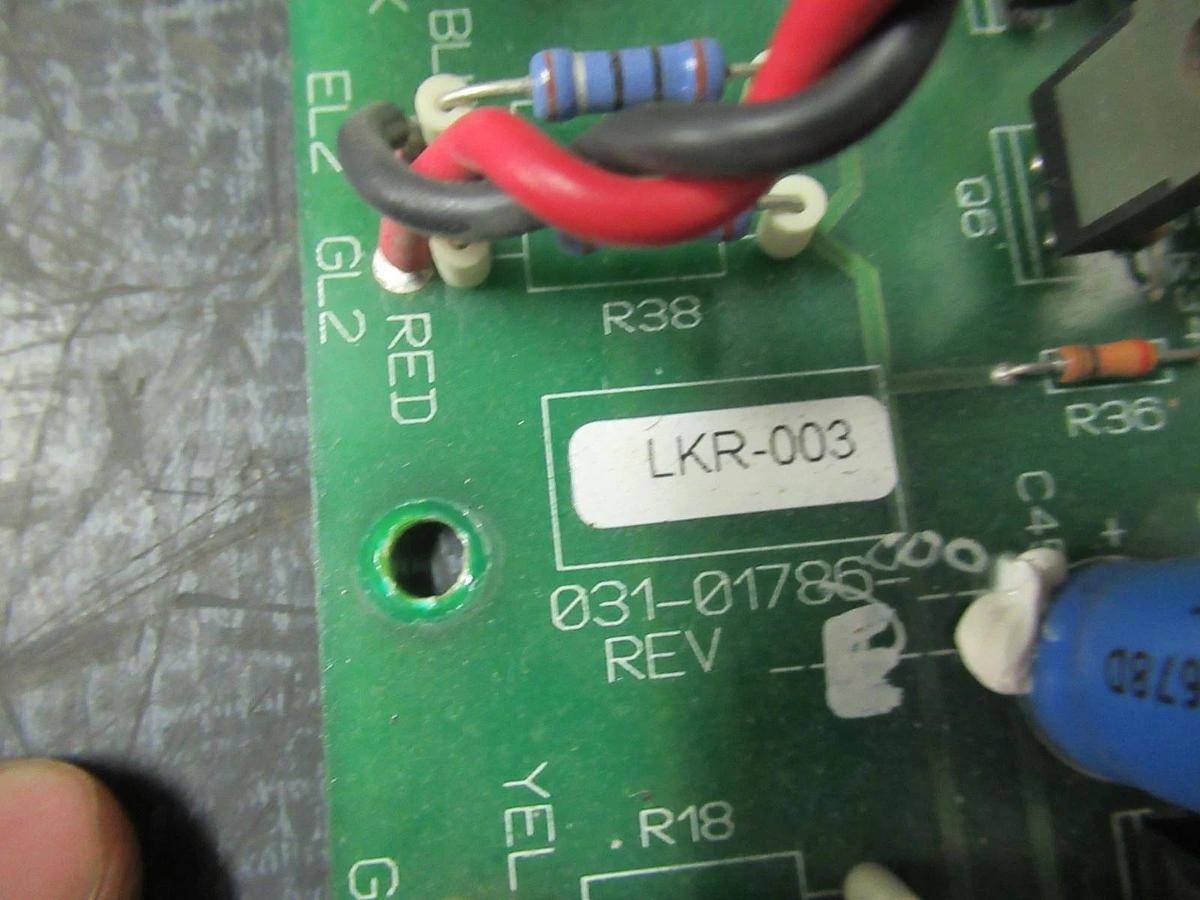 Used YORK CHILLER CONTROL CIRCUIT BOARD 031-01786-000 REV E **WARRANTY INCLUDED**