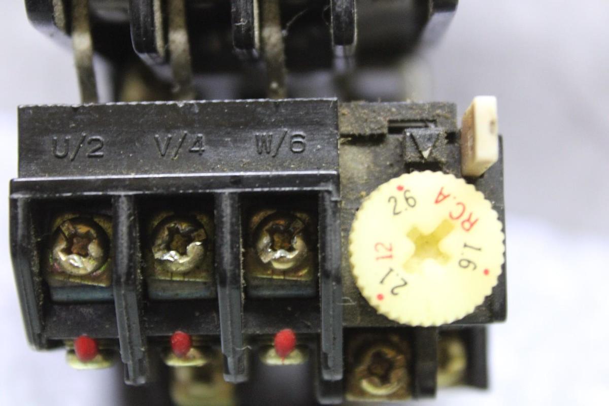 Used MAGNETIC STARTER S-C11L 500 VAC 20 AMP 4-POLE 5.5 HP COIL: 220 VOLT *WARRANTY*