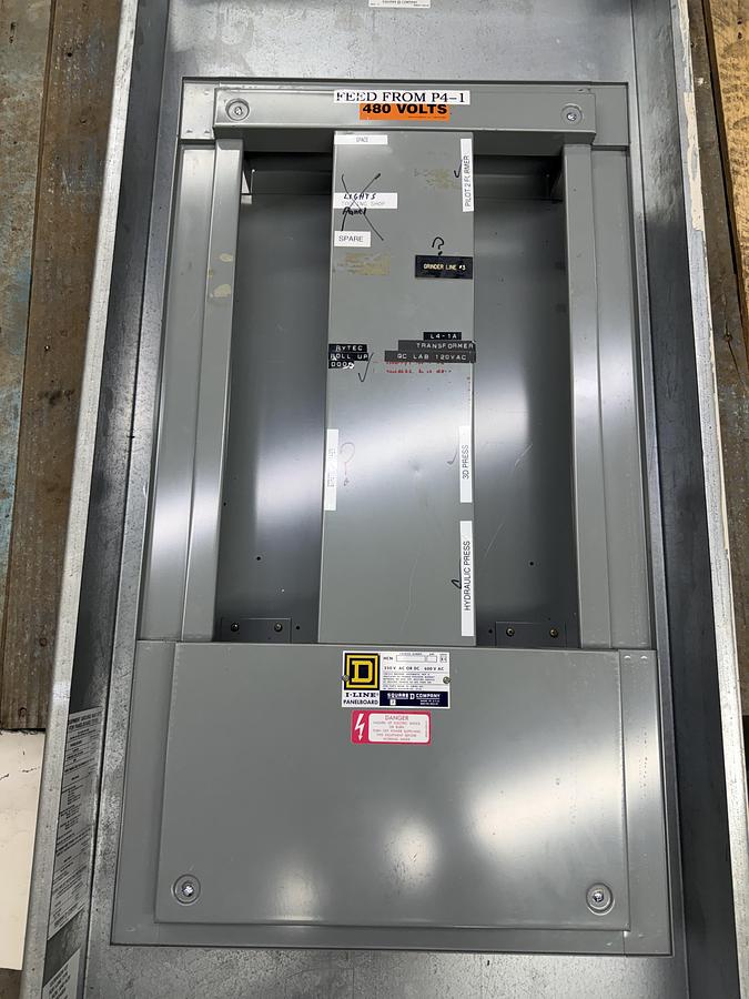 Used SQUARE D TYPE 1 HCR-U I-LINE SERVICE PANEL 1200 AMP 600 VAC 3-PHASE 72-SLOT