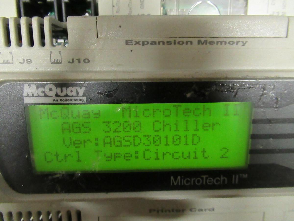 Used MCQUAY CAREL 2005 MICROTECH II VER. AGSD30101D MODEL: PCO2MQ3BM0 REV. 1.510