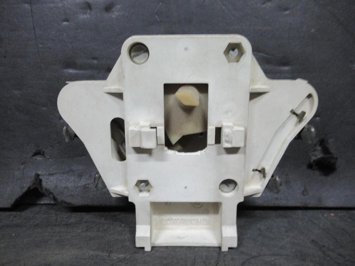 Used CUTLER-HAMMER AUXILIARY CONTACT WM16H STYLE: 1A96651G01 FOR W/K200 SERIES