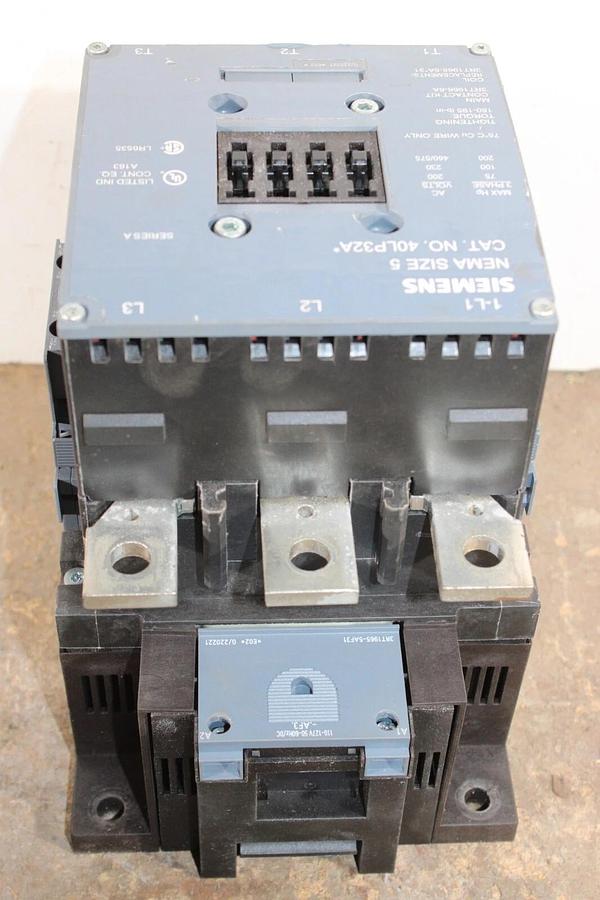 Used SIEMENS CONTACTOR 40LP32A 600 VAC NEMA SIZE 5 200 HP 3-PHASE 270 AMP COIL: 120V