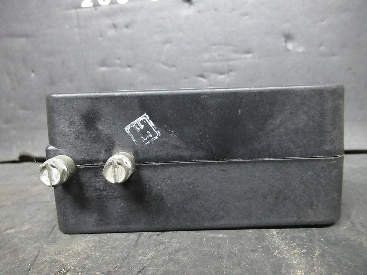 Used SQUARE D CURRENT TRANSFORMER 180R-601 RATIO: 600:5 25-400 HZ 10 KV 600 VOLT