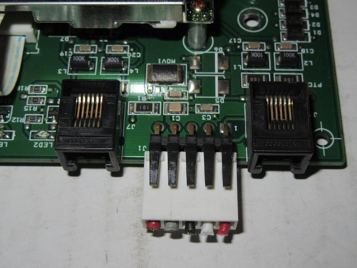 Used CARRIER PIC III COMFORT DISPLAY SCREEN CEPL130445 WITH BLEMISH **WARRANTY**