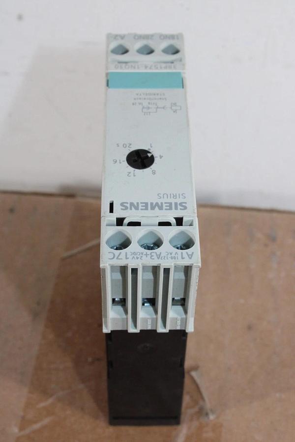 Used SIEMENS SIRIUS TIME DELAY RELAY 3RP1574-1NQ30 1-20 SEC 300 VOLT 3 AMP *WARRANTY*