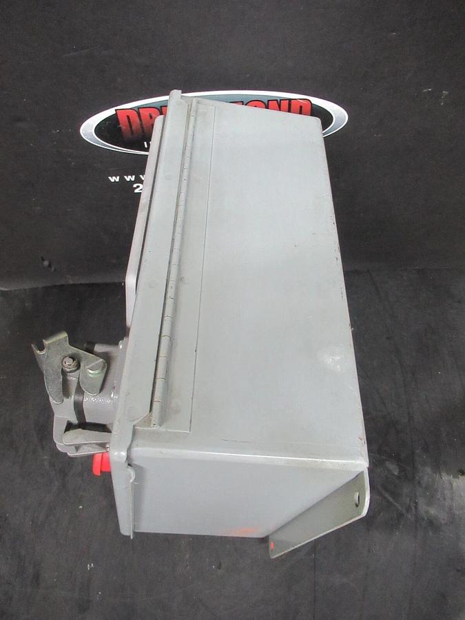 Used ALLEN-BRADLEY PANELVIEW-PLUS-600 2711P-T6C20D SER. B REV. A *ENCLOSURE*