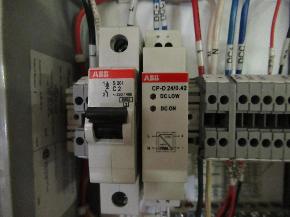 Used ABB INDUSTRIAL DISSOLVED OXYGEN ANALYZER MONITOR 9438 **WARRANTY INCLUDED**