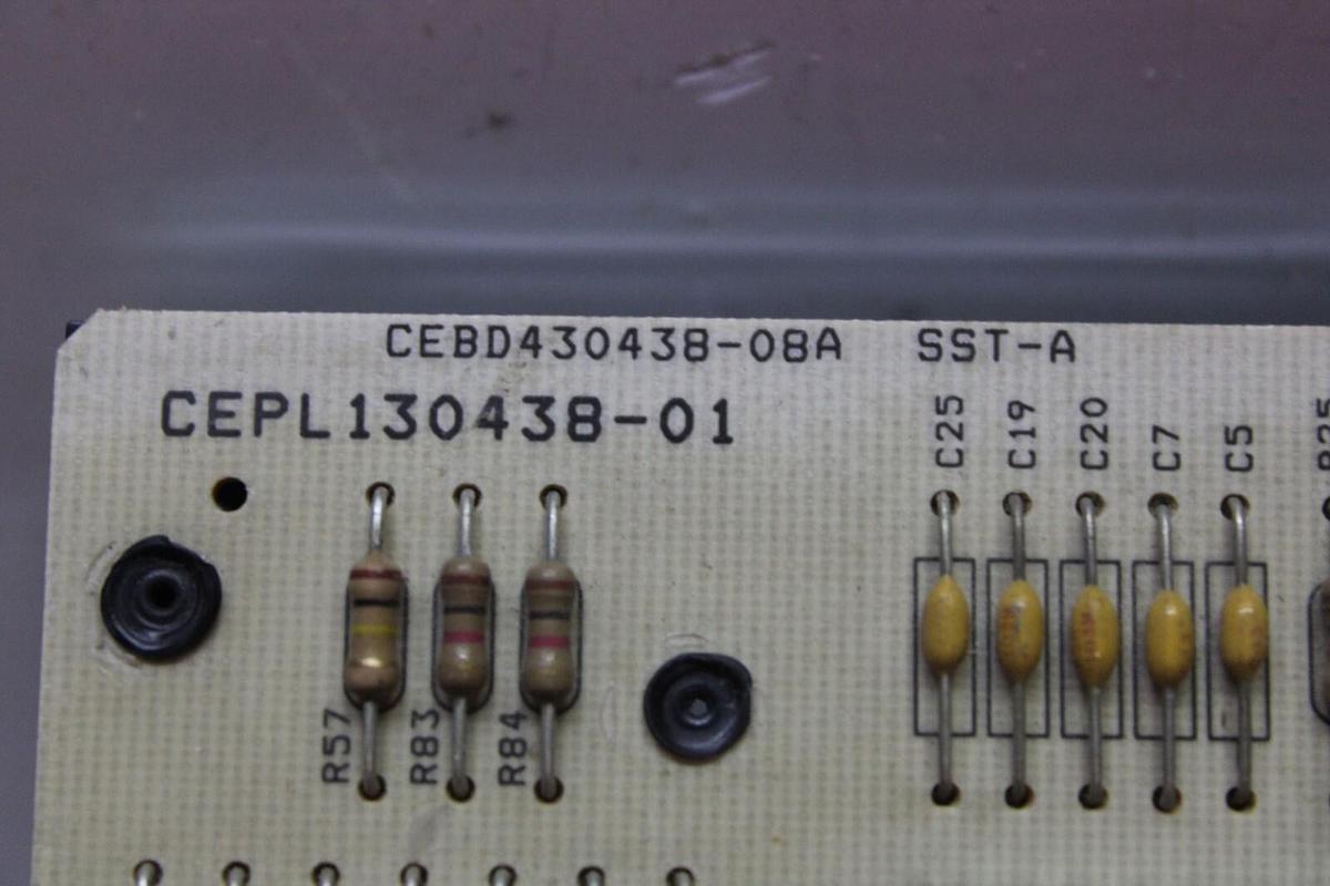 Used CARRIER FURNACE CONTROL BOARD CEPL130438-01 CEBD430-08A HK42FZ013