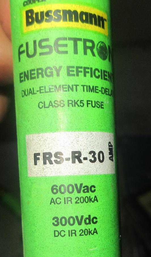 Used LOT OF 2 FERRAZ SHAWMUT FUSES TRS15R 15 AMP 600V DUAL ELEMENT TIME-DELAY