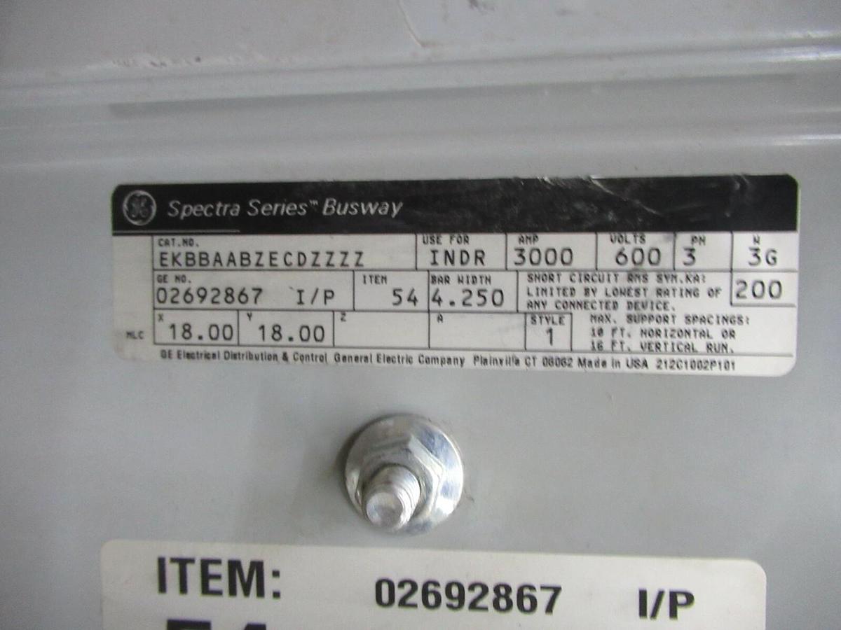 Used 3000 AMP GE SPECTRA SERIES FLATWISE 90° BUSWAY ELBOW 02692867 600 V 3 PH 3 W W/G