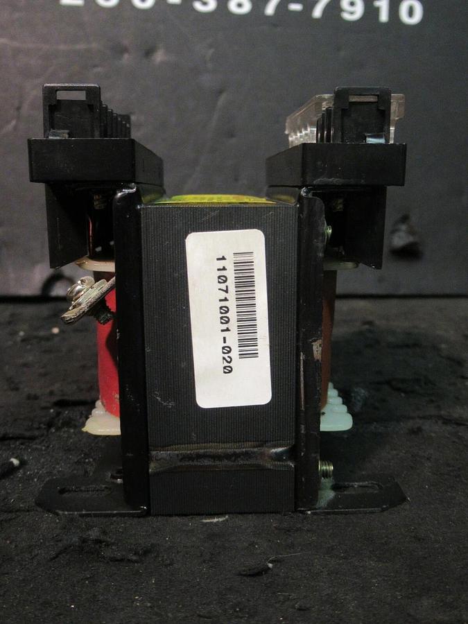 Used 0.04 KVA (40 VA) WYES ISOLATING CONTROL TRANSFORMER 220 - 120 V / 24 VAC 26-40AP