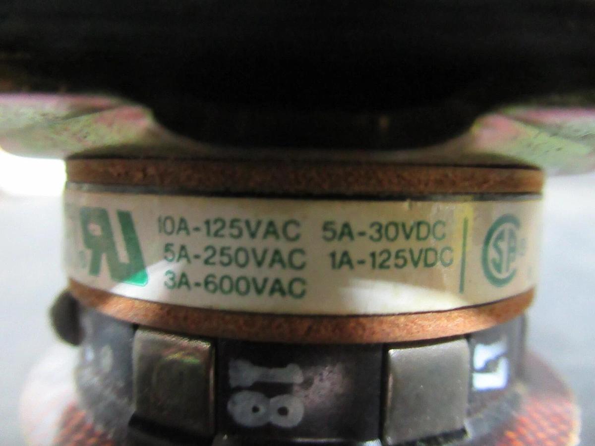 Used ELECTROSWITCH SERIES 31 CONTROL SWITCH 3104C 3-PHASE 125-600 VAC 10-3 AMP