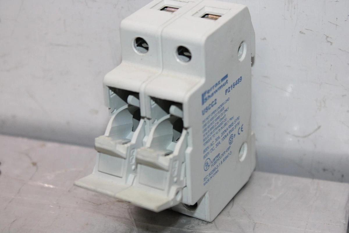 Used FERRAZ SHAWMUT ULTRASAFE FUSE HOLDER USCC2 P216489 2-POLE 600 VOLT 30 AMP