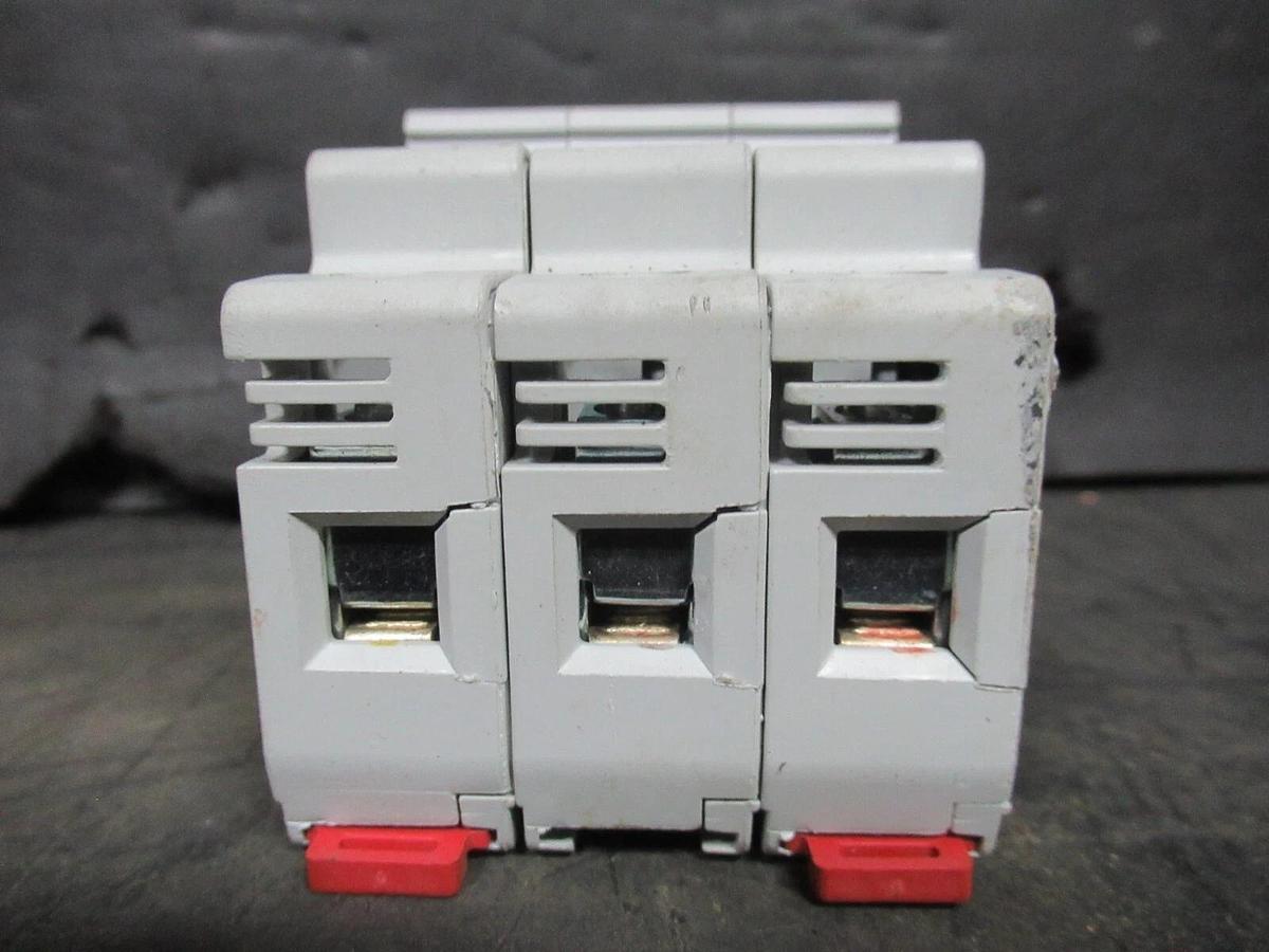 Used BUSSMANN FUSE HOLDER CHM3D 13/32"X1-1/2" 10X38 600 VOLT 30 AMP