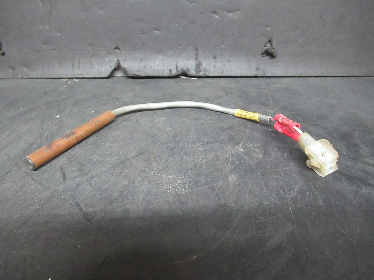 Used YORK INTERNATIONAL WATER TEMPERATURE SENSOR 025-29964-000C **WARRANTY**