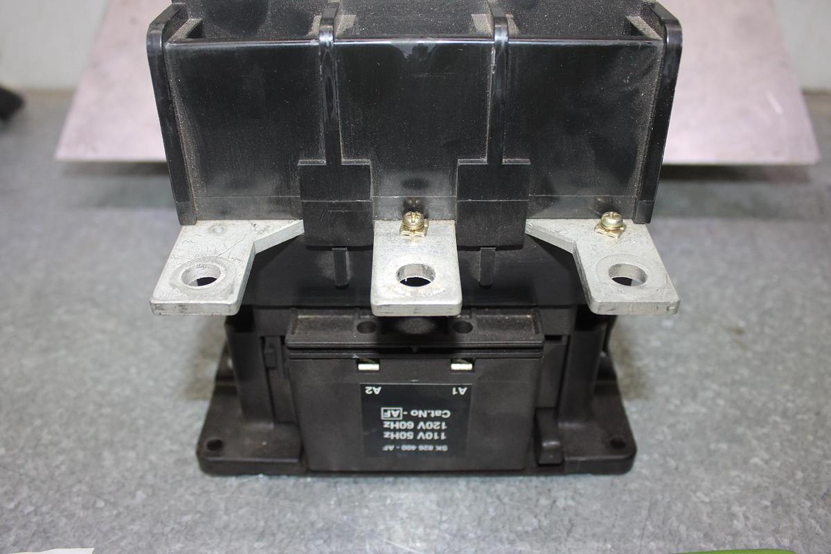 Used SQUARE D CIRCUIT BREAKER NXP361200GMT 1200 AMP 600 VAC 3-POLE