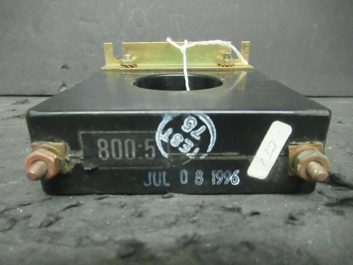 Used INSTRUMENT TRANSFORMERS CURRENT TRANSFORMER 5RL-801 800:5 A 50-400 HZ