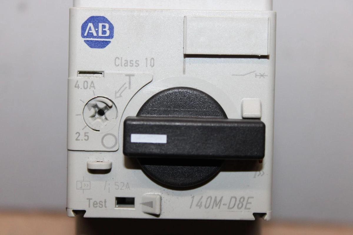 Used ALLEN BRADLEY MANUAL MOTOR STARTER 140M-D8E-B40 600 VAC 4 AMP 3 HP 3-PHASE
