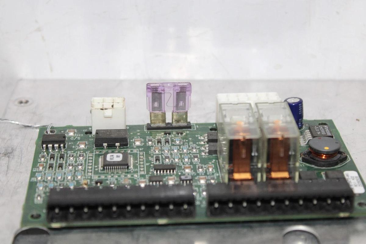 Used EXIDE CIRCUIT BOARD 101073473-001 REV. A02 110720196 **WARRANTY INCLUDED**