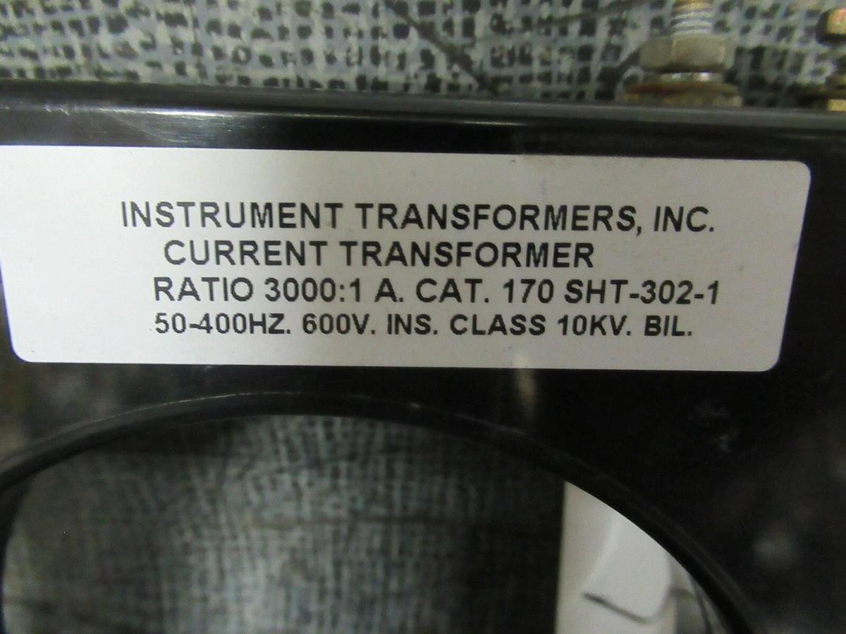 Used INSTRUMENT TRANSFORMERS CURRENT TRANSFORMER SHT-301-1 RATIO: 3000:1A 50-400 HZ