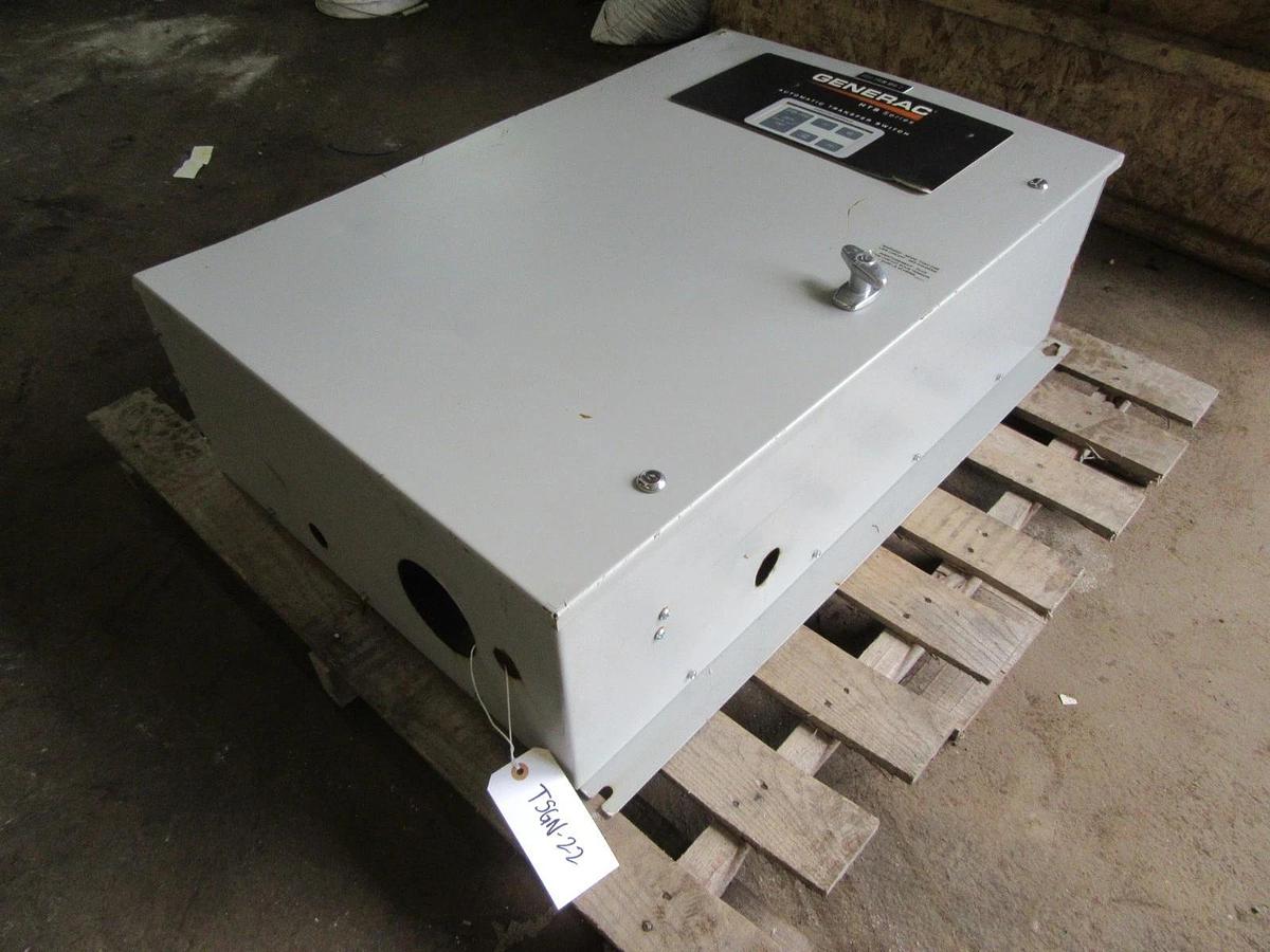 Used 100 AMP GENERAC HTS ATS AUTOMATIC TRANSFER SWITCH HTSN100G1 120/208 VAC
