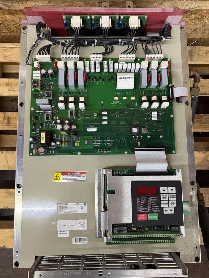 Used RELIANCE ELECTRIC LIQUIFLO VARIABLE SPEED DRIVE 41LR4060 344 kVA 480 VAC 414 AMP