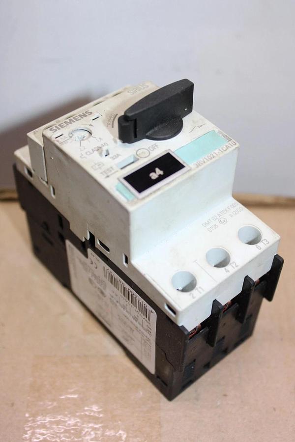 Used SIEMENS MANUAL MOTOR STARTER 3RV1021-1CA10 600 VAC 2.5 AMP 2HP **WARRANTY**